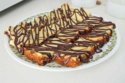 Mocha Cookie Cheesecake Bars 1--070613